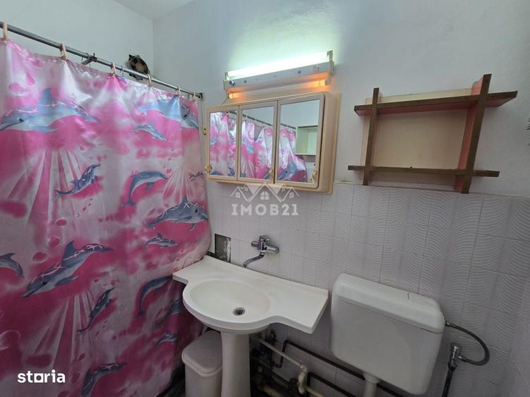 Apartament cu 4 camere decomandat în Bughea de Sus