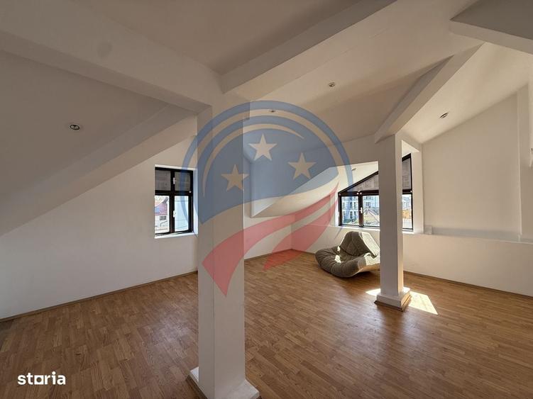 Casă cu 4 camere în Central