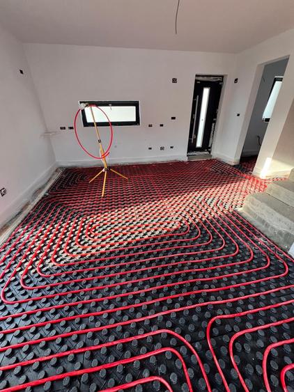 Duplex cu 4 camere cu Canalizare în Nord-Vest