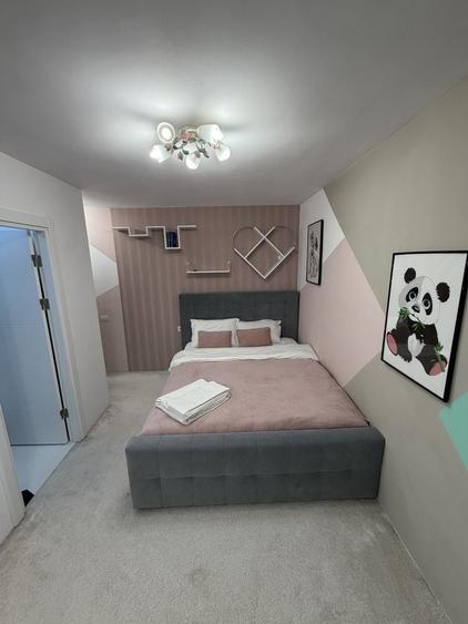 Apartament cu 3 camere decomandat în Faleza Nord