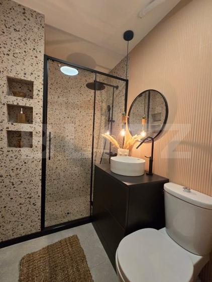 Apartament cu 2 camere semidecomandat în Calea Severinului