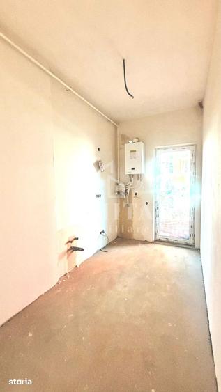 Apartament cu 4 camere în Florești