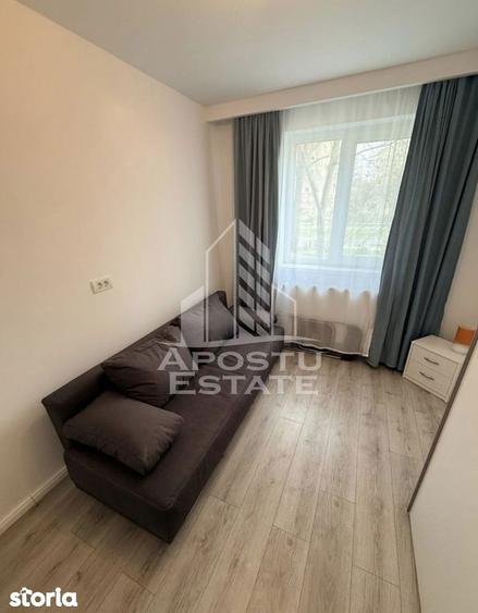 Apartament cu 3 camere, mobilat în Mircea cel Bătrân
