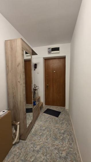 Apartament cu 2 camere decomandat în Baba Novac