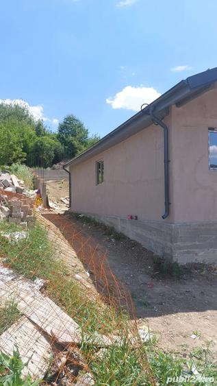 Casă cu 3 camere cu Teren 1128 Mp în Vlădesti