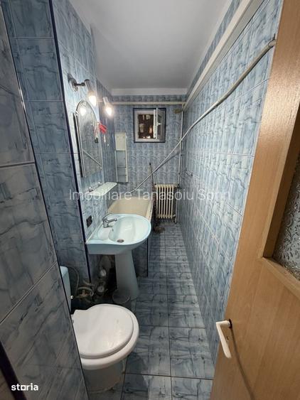 Vanzare 3 camere Craiovita