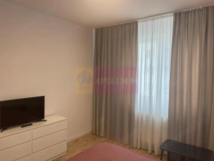 Apartament cu 2 camere semidecomandat, mobilat în Prelungirea Ghencea