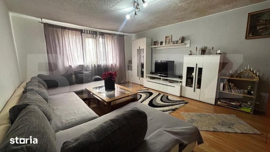 Casă cu 4 camere cu Teren 434 Mp în Cernele