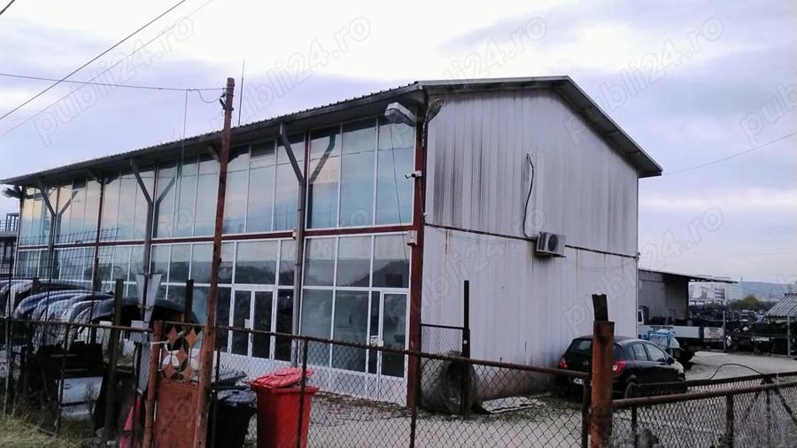 Spațiu comercial, în Central