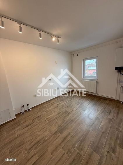 Locatie excelenta! Apartament 3 camere renovat, etaj 1, Sibiu - 17