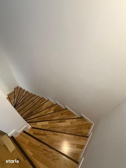 Casă cu 5 camere cu Teren 80 Mp în Central