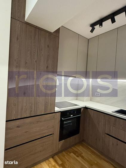 Apartament cu 3 camere în Dămăroaia