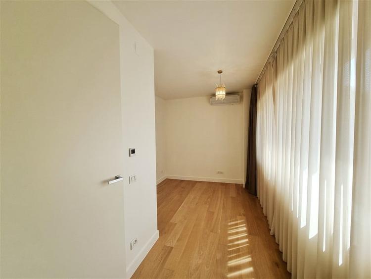 Apartament cu 2 camere decomandat în Grădina Icoanei