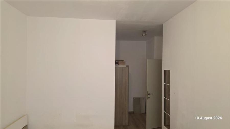 Apartament cu 4 camere decomandat în Theodor Pallady