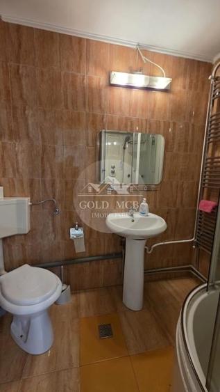 Apartament cu 2 camere semidecomandat, mobilat în P-ța Romană