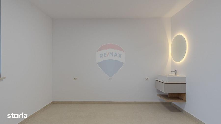 Apartament cu 4 camere în Central