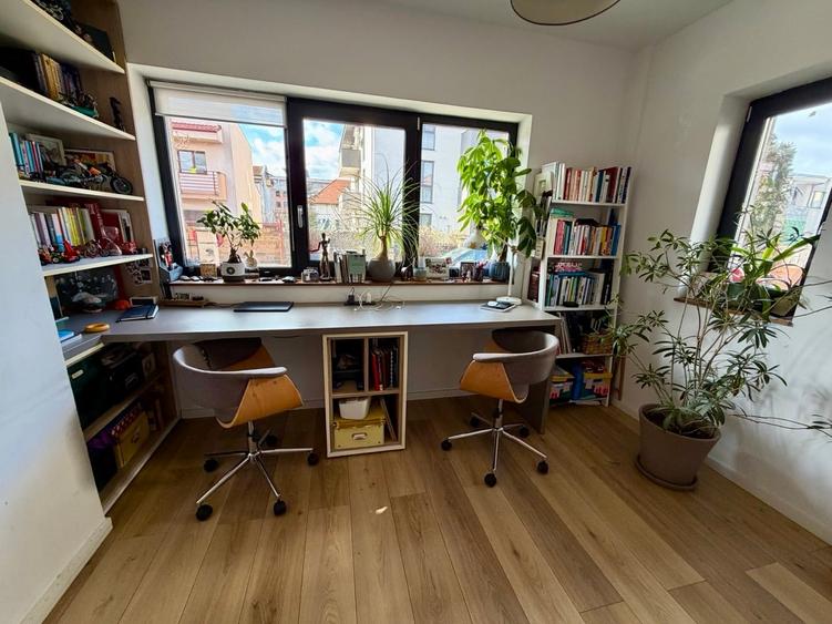Duplex cu 5 camere cu Canalizare în Florești
