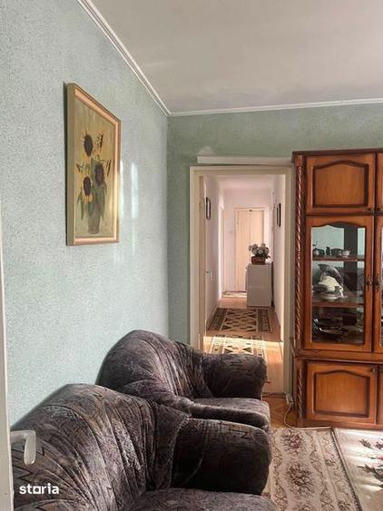 Apartament cu 4 camere în Crihala