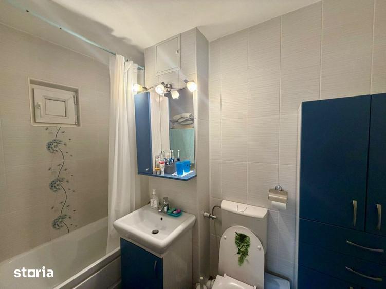 Apartament cu 3 camere, mobilat în Rovine