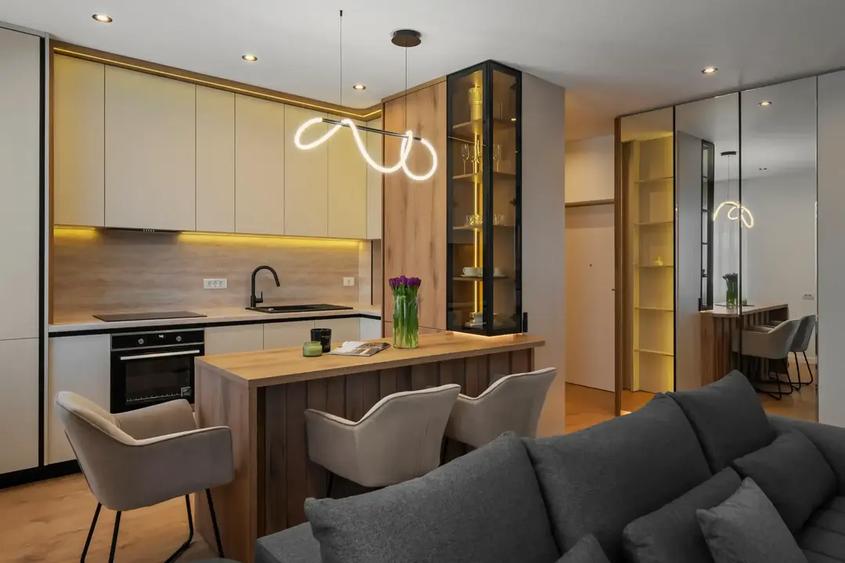 Penthouse cu 3 camere în Central