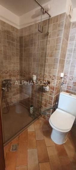 Apartament cu 3 camere, mobilat în Central