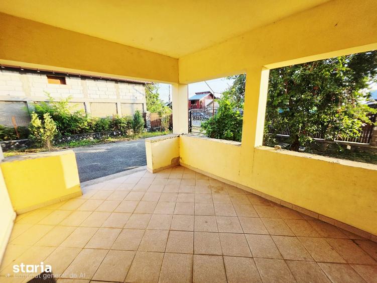 Casă cu 5 camere cu Teren 1700 Mp în Ariceștii Rahtivani