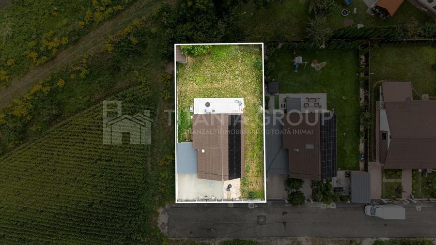 Casă individuală cu 5 camere cu Canalizare în Stupini