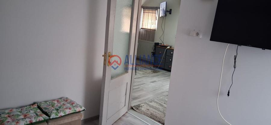 Apartament cu 3 camere decomandat în Dacia