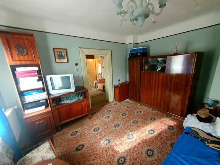 Apartament cu 2 camere decomandat în Ultracentral