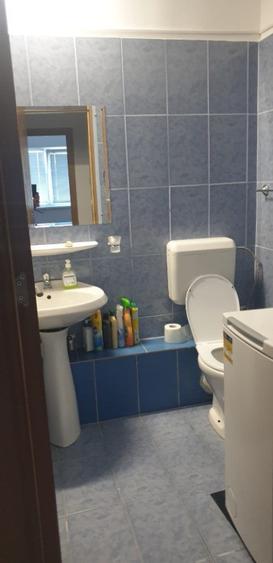 Apartament cu 2 camere decomandat în Tei