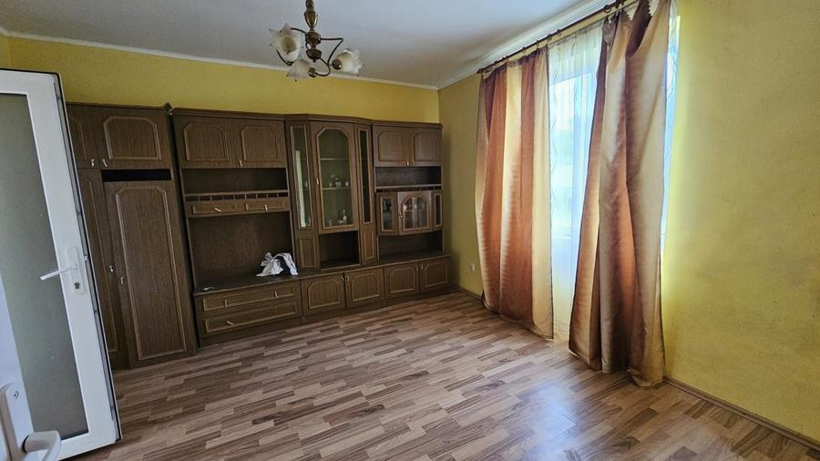Casă cu 4 camere în Galșa