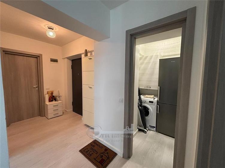 Apartament cu 2 camere decomandat, mobilat în Bucium