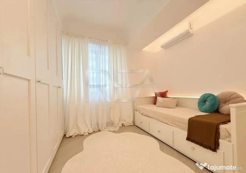 Apartament cu 3 camere decomandat în Central