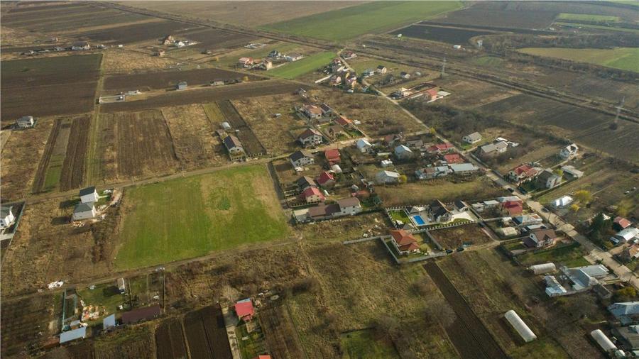 Teren Construcții intravilan de 2450 mp, în Ciorogârla