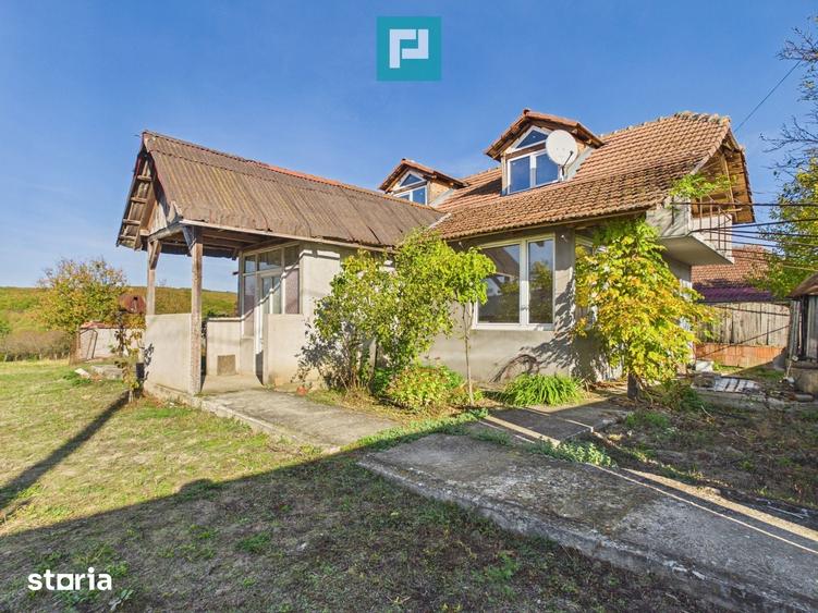 Casă cu 6 camere cu Teren 2610 Mp în Hidiș