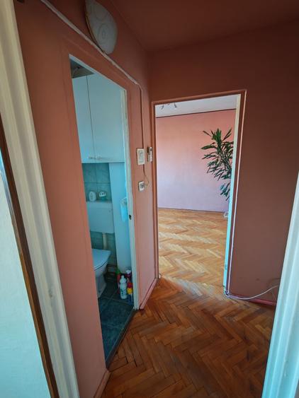 Apartament cu 2 camere semidecomandat în Exterior Vest