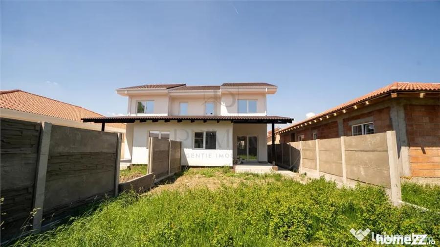 Casă cu 4 camere cu Teren 330 Mp în Central