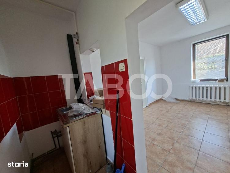 Spațiu comercial, de 50 mp, în Calea Dumbrăvii