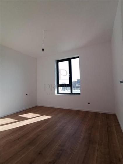 Duplex cu 4 camere cu Teren 280 Mp în Moșnița Nouă
