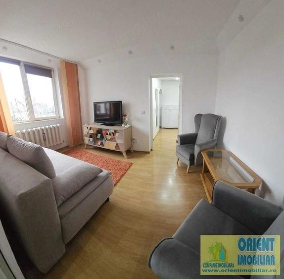 Apartament cu 2 camere semidecomandat în Tomis III