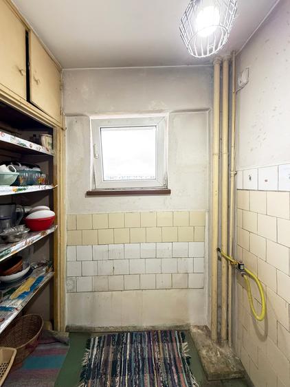 Apartament cu 2 camere semidecomandat în Berceni