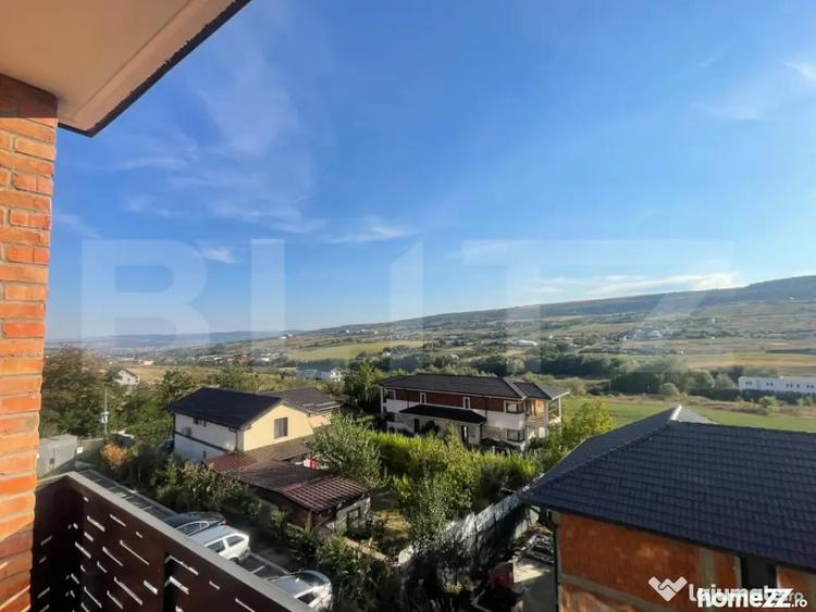 Apartament cu 2 camere semidecomandat în Chinteni