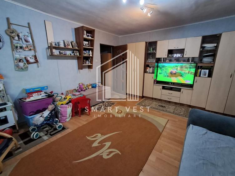 Apartament cu 2 camere semidecomandat, mobilat în Micro 16
