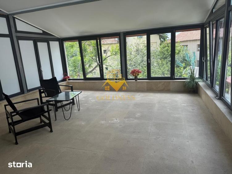 Casa individuala 5 camere zona centrala , 210 mp si garaj propriu! - 9