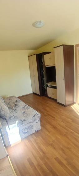 Apartament cu 3 camere semidecomandat în Micro 14