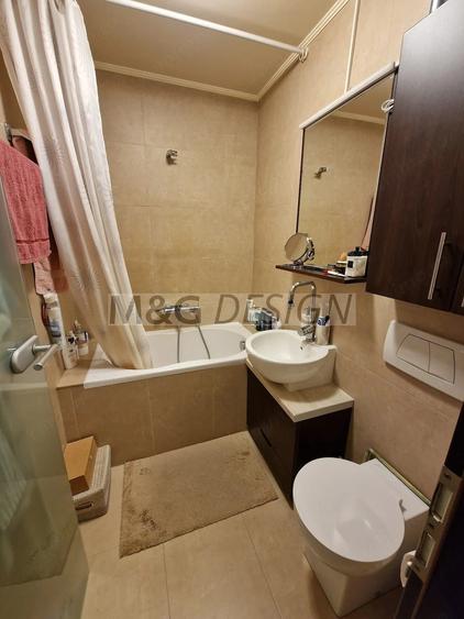 Apartament cu 3 camere decomandat în Tipografilor