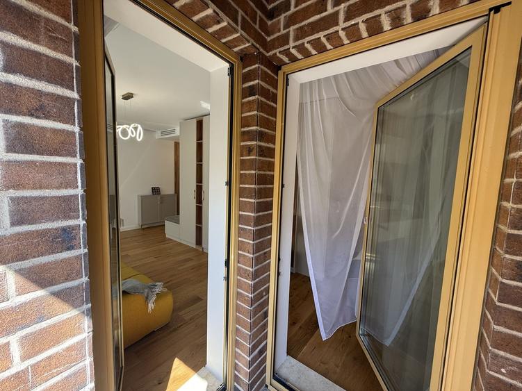 Apartament cu 2 camere decomandat în P-ța Unirii