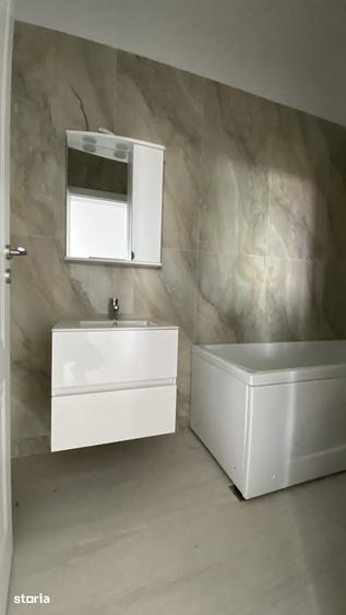 Apartament cu 4 camere în Mircea cel Bătrân