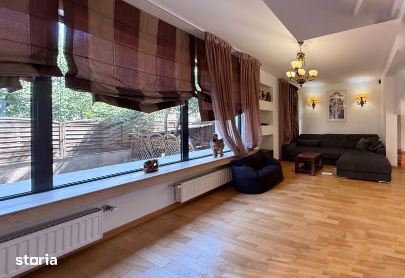 Casă cu 4 camere cu Teren 440 Mp în Est