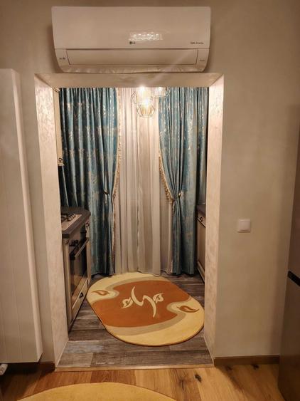 Apartament cu 2 camere decomandat în Rovine